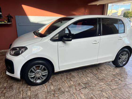 VOLKSWAGEN UP 1.0 TSI MOVE UP 12V FLEX 4P MANUAL